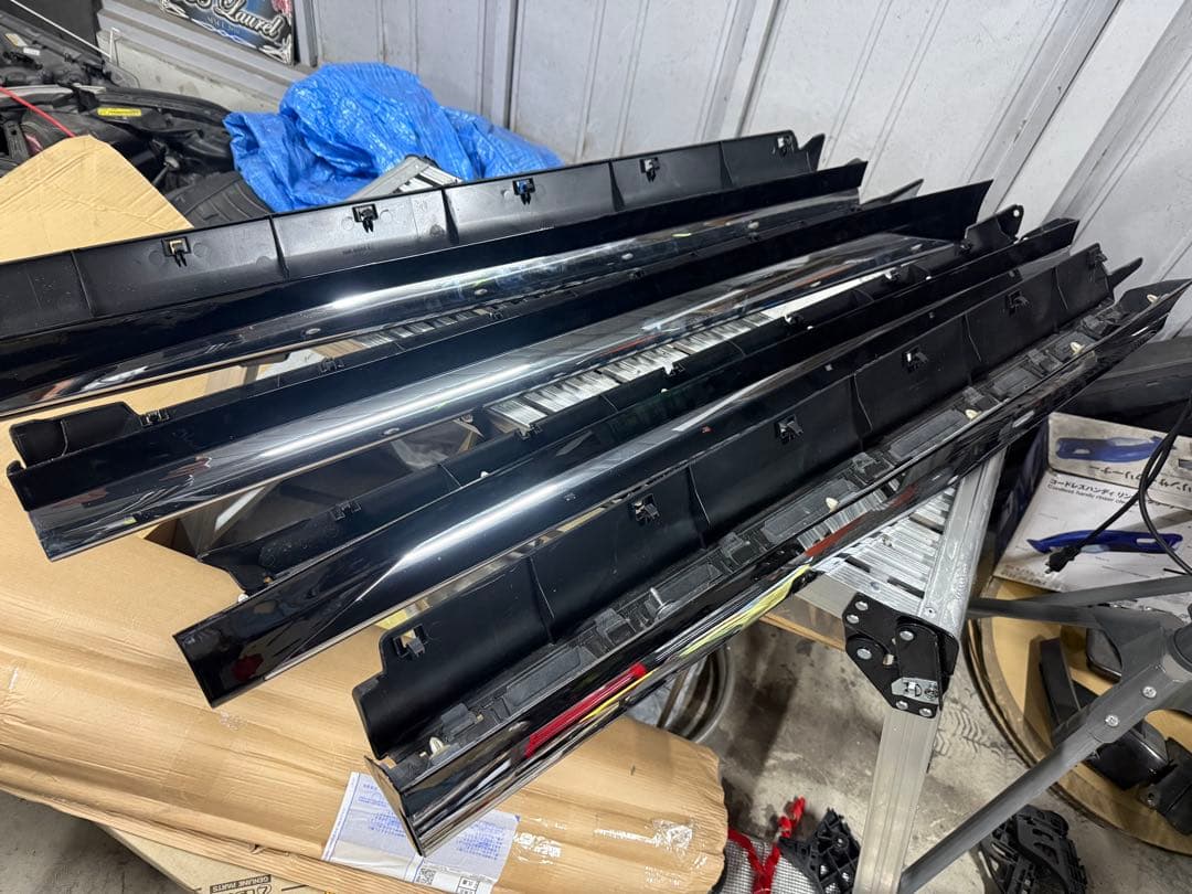 30アルファード、ヴェルファイアサイドステップ、マッドガード