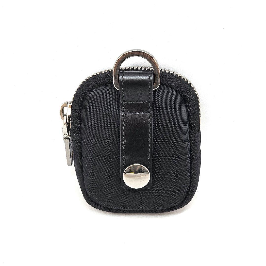 PRADA プラダ ミニポーチ リナイロン 三角ロゴ ブラック ケース