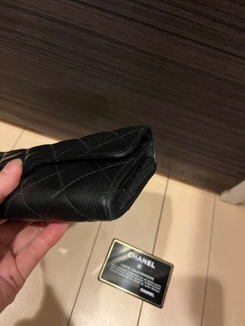 CHANEL キャビアスキン　ブラック長財布　マトラッセ