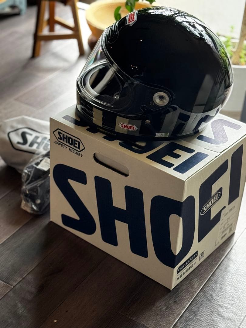 SHOEI Glamster リザレクション　フルフェイスヘルメット ブラック