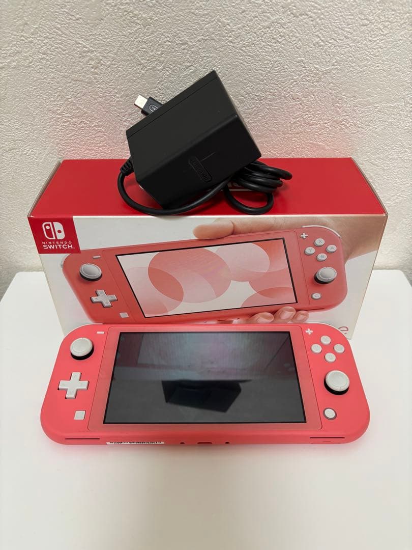 Nintendo Switch Lite 本体 充電器付き