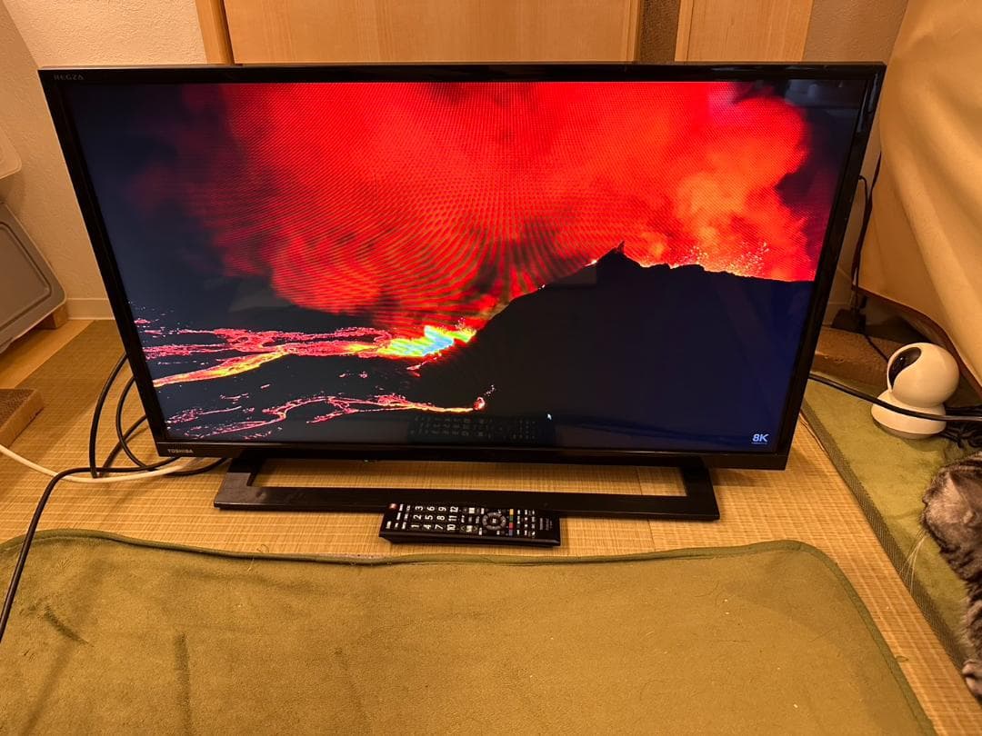 東芝 TOSHIBA　レグザ　テレビ 32型　32S22　2018年製　映り綺麗