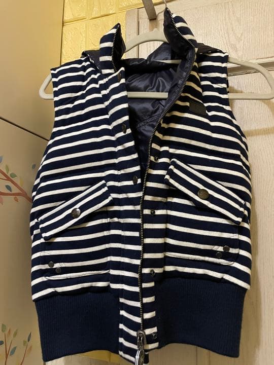 最終お値下げ！【美品】BURBERRY リバーシブル　ダウンベスト