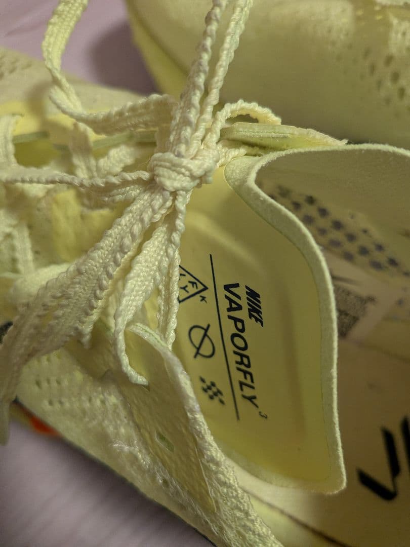 ナイキ ヴェイパーフライ3 27cm