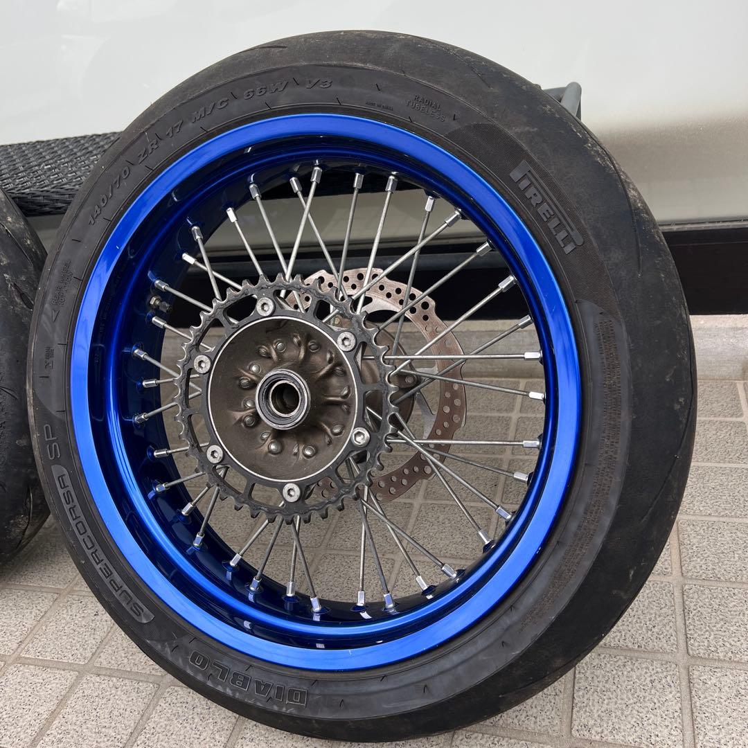 Dトラッカー純正リム・08kx250fに使用（ハブkx250f用）