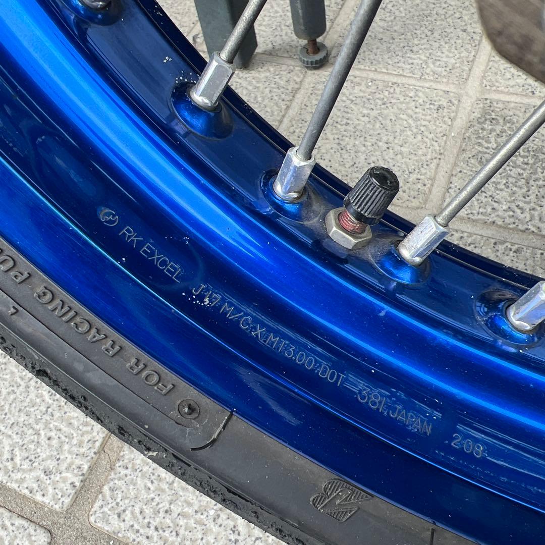 Dトラッカー純正リム・08kx250fに使用（ハブkx250f用）