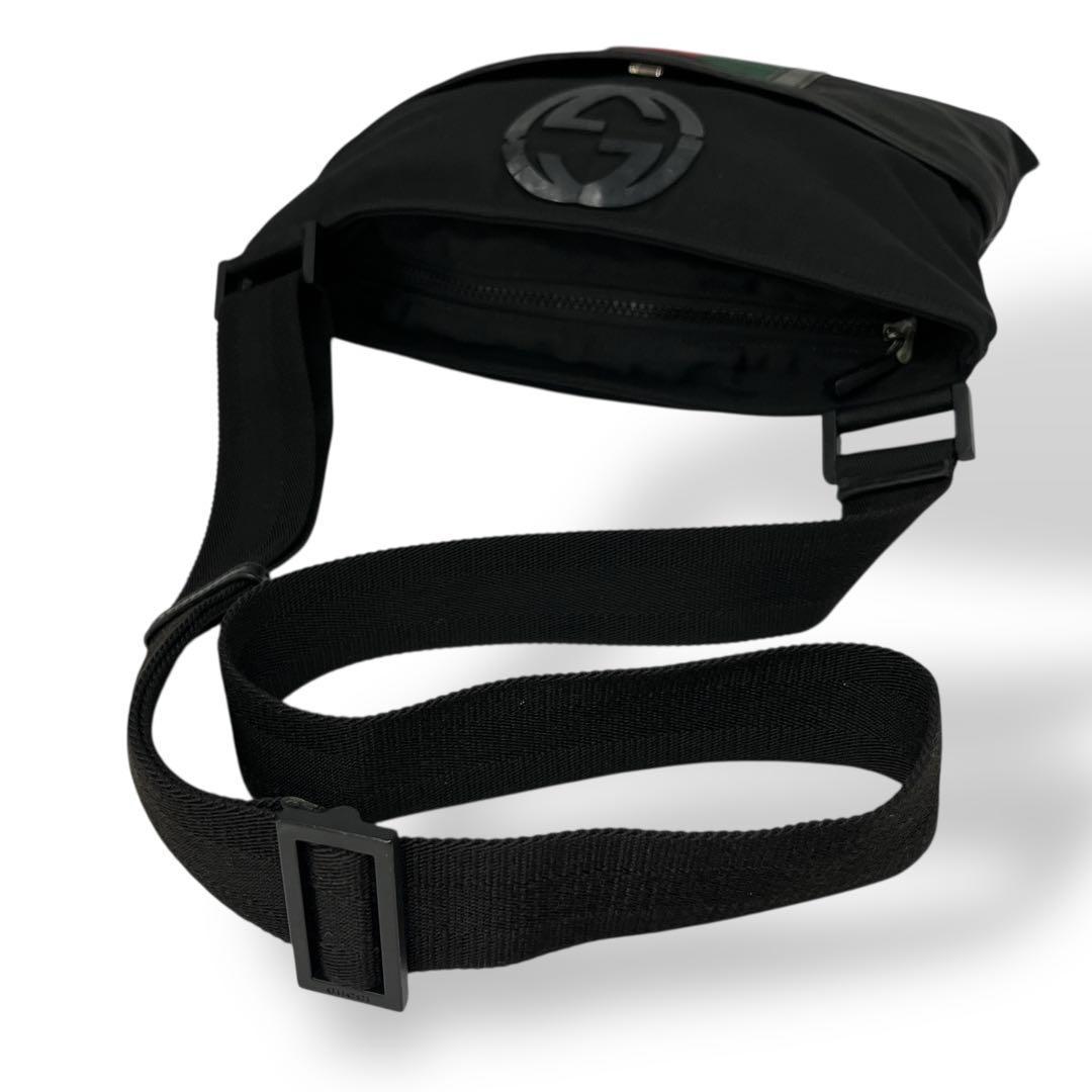 グッチ　ショルダーバッグ　インターロッキング　シェリーライン　デカロゴ　ナイロン