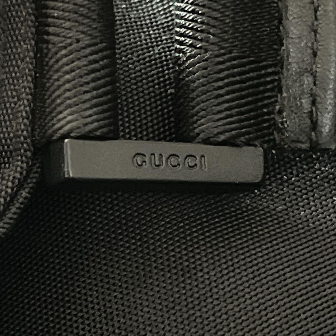 グッチ　ショルダーバッグ　インターロッキング　シェリーライン　デカロゴ　ナイロン