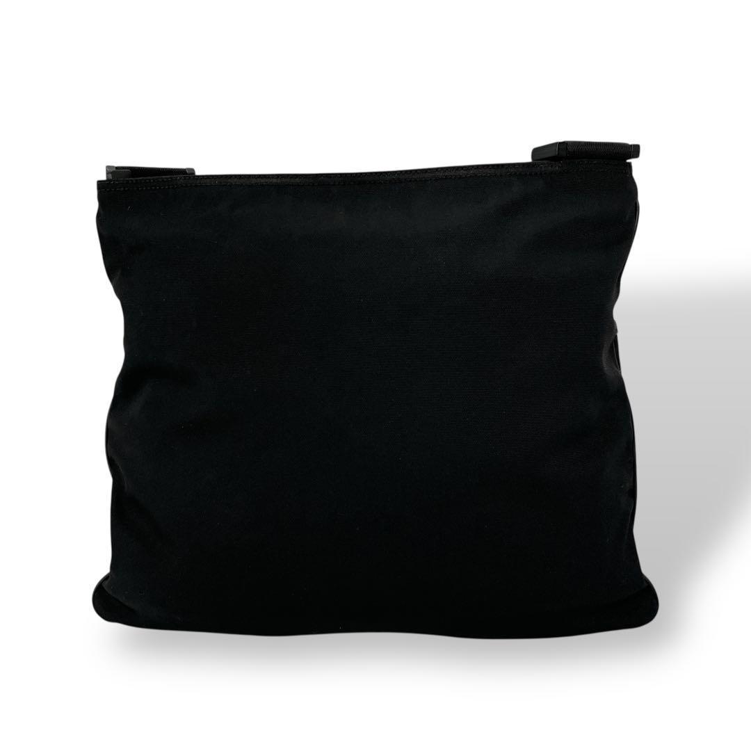 グッチ　ショルダーバッグ　インターロッキング　シェリーライン　デカロゴ　ナイロン