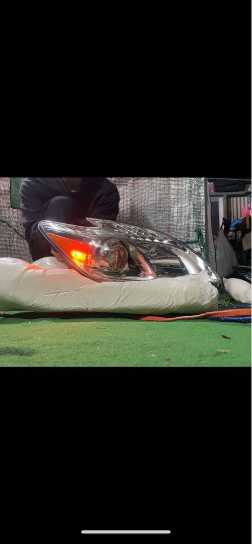 超美品 新品！30プリウスus仕様ヘッドライト バフ掛け済