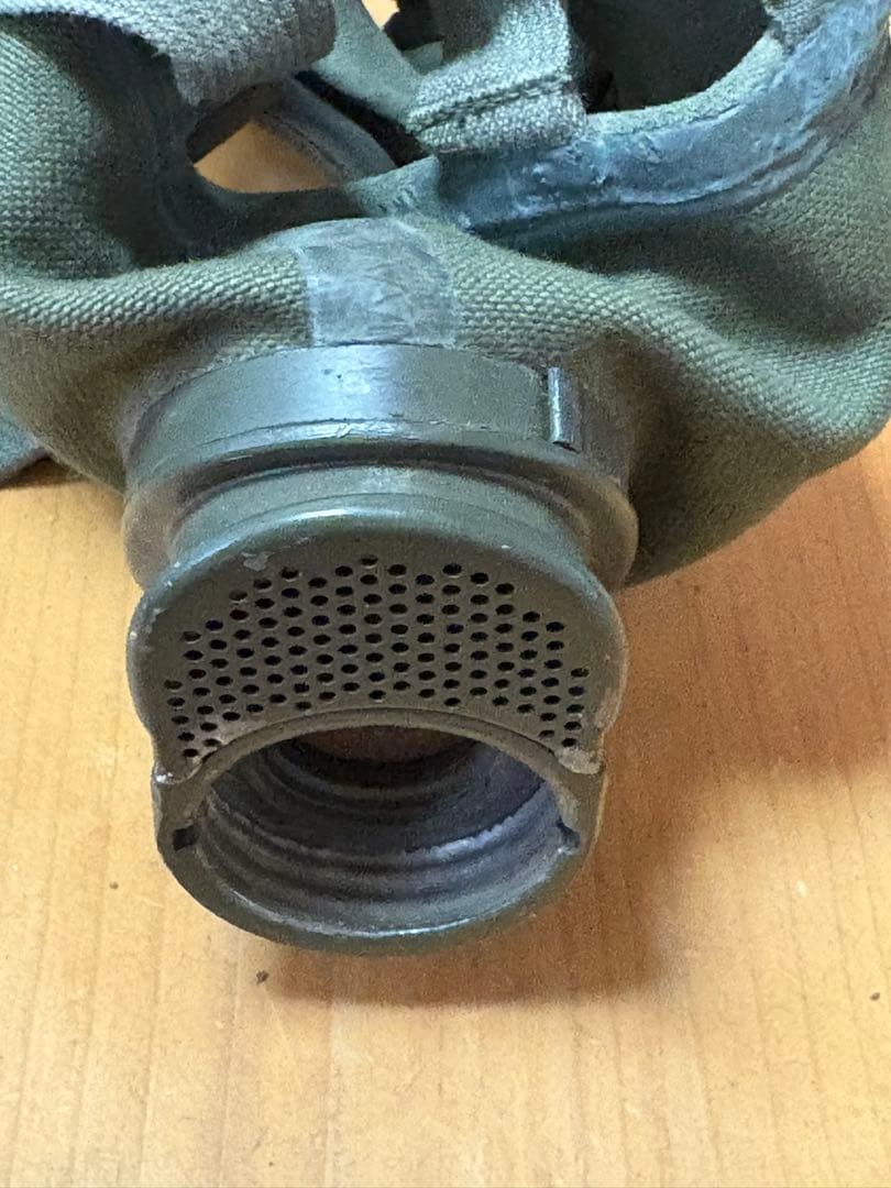 個人装備 ww2 Deutsche Gasmaske Old New