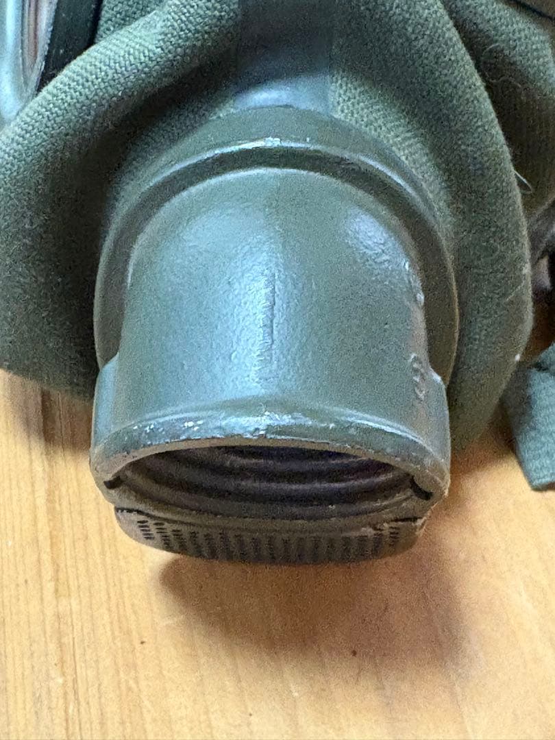 個人装備 ww2 Deutsche Gasmaske Old New
