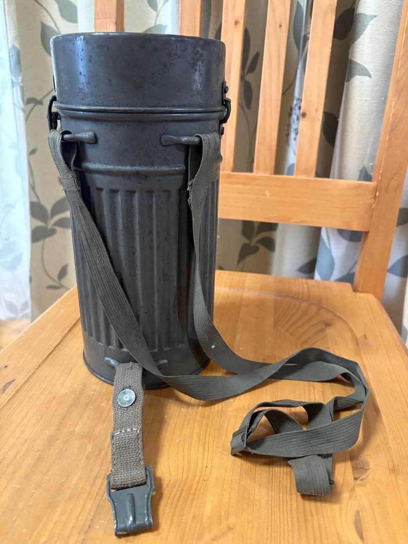 個人装備 ww2 Deutsche Gasmaske Old New