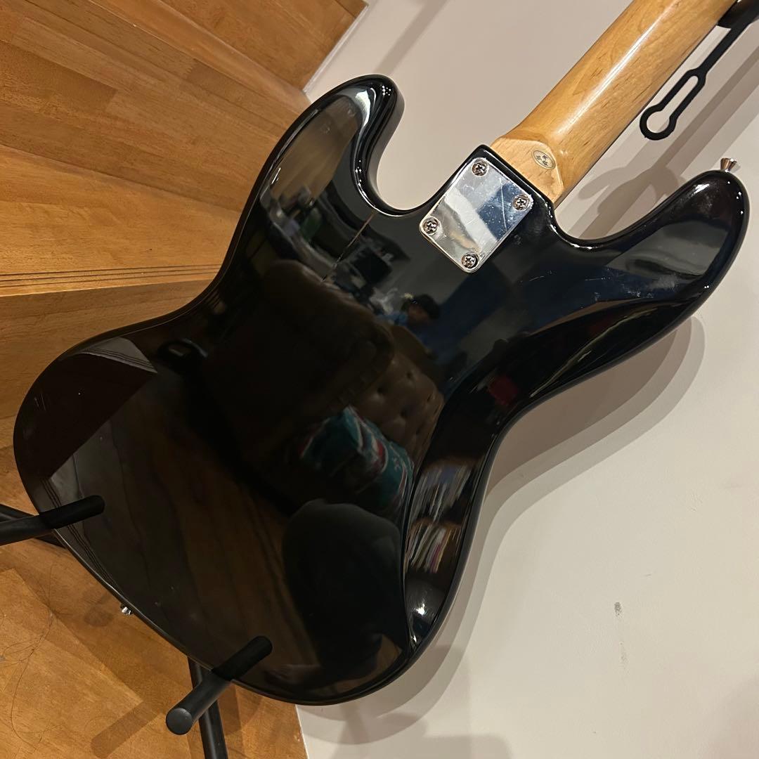 ジャズベースタイプ　オールブラック　リアピックアップハム化‼︎‼︎