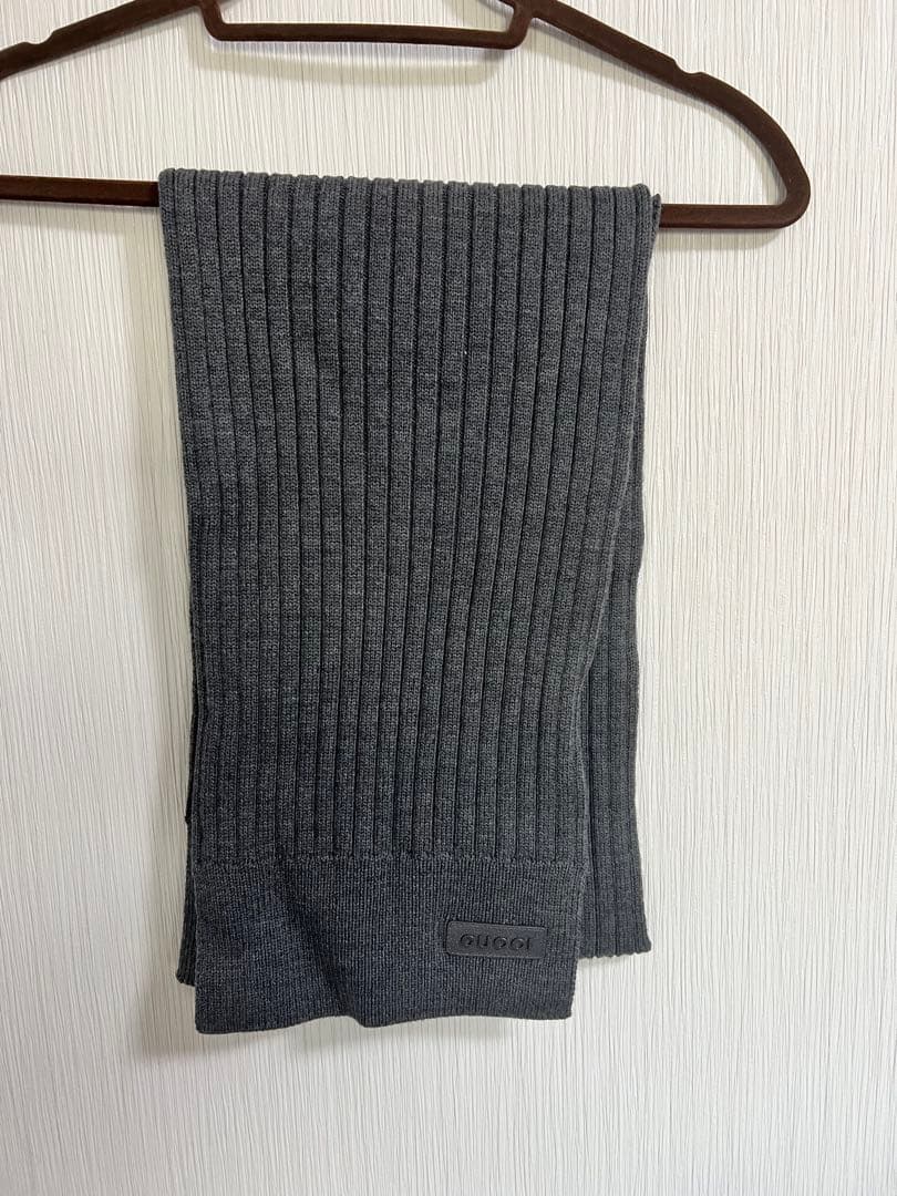 GUCCI グレー リブ編みマフラー
