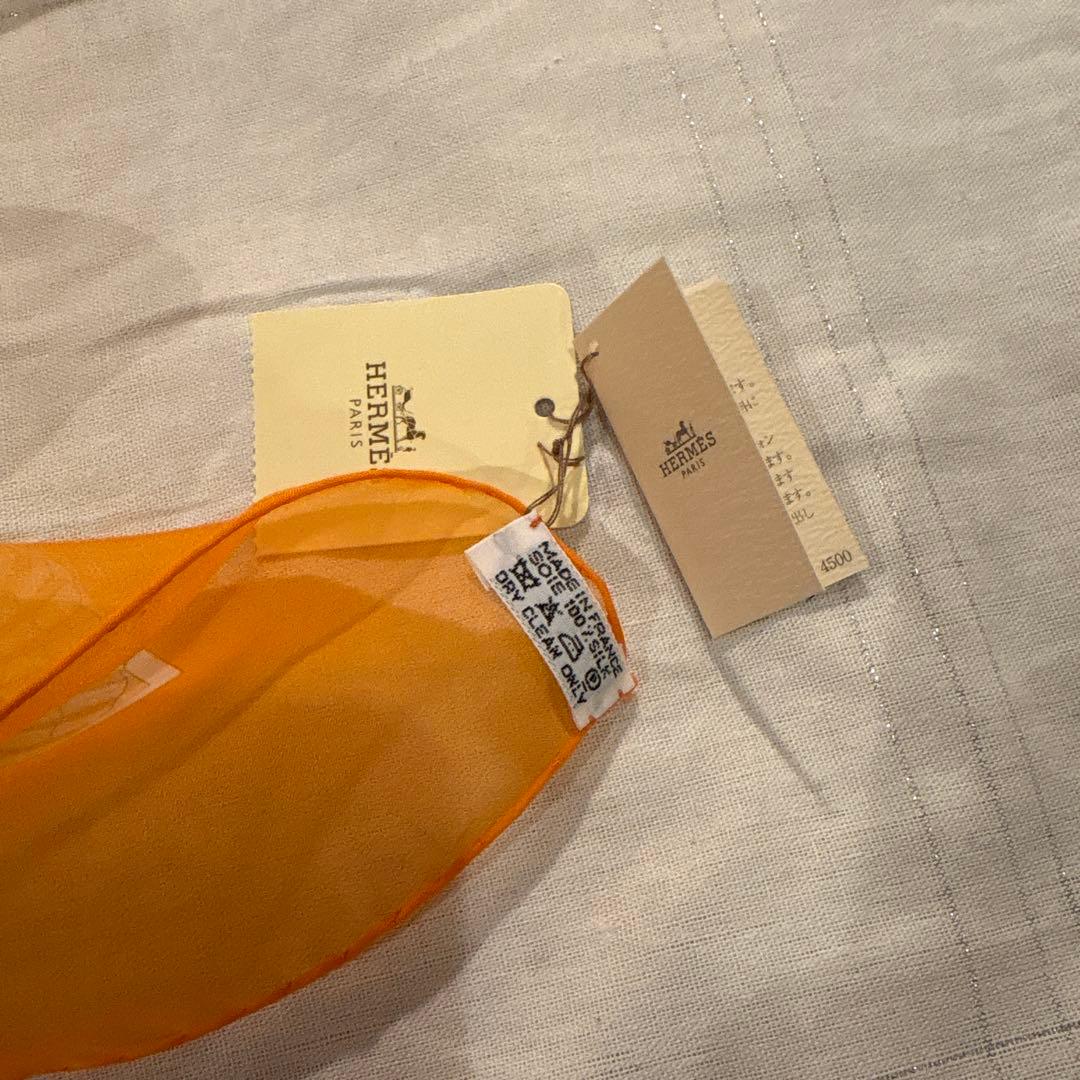 【新品・未使用・本日値下げ】HERMES エルメス　シルクスカーフ