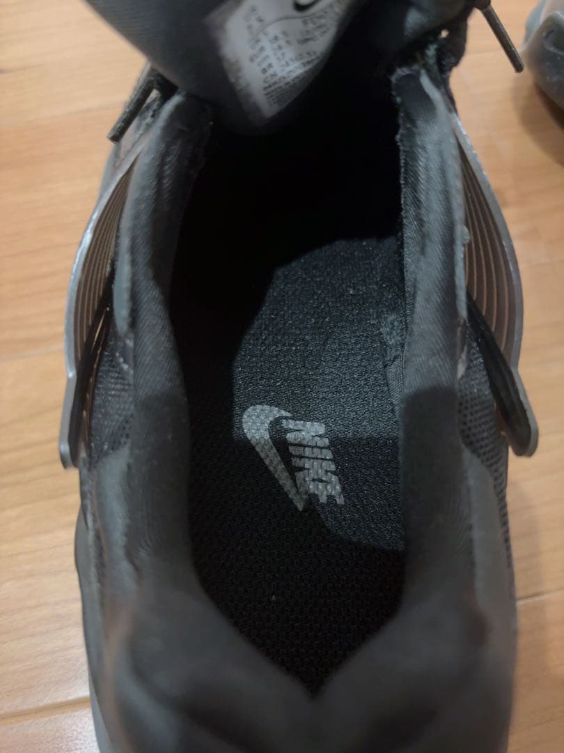 美品⭐︎NIKE V2K RUN ブラック シルバー