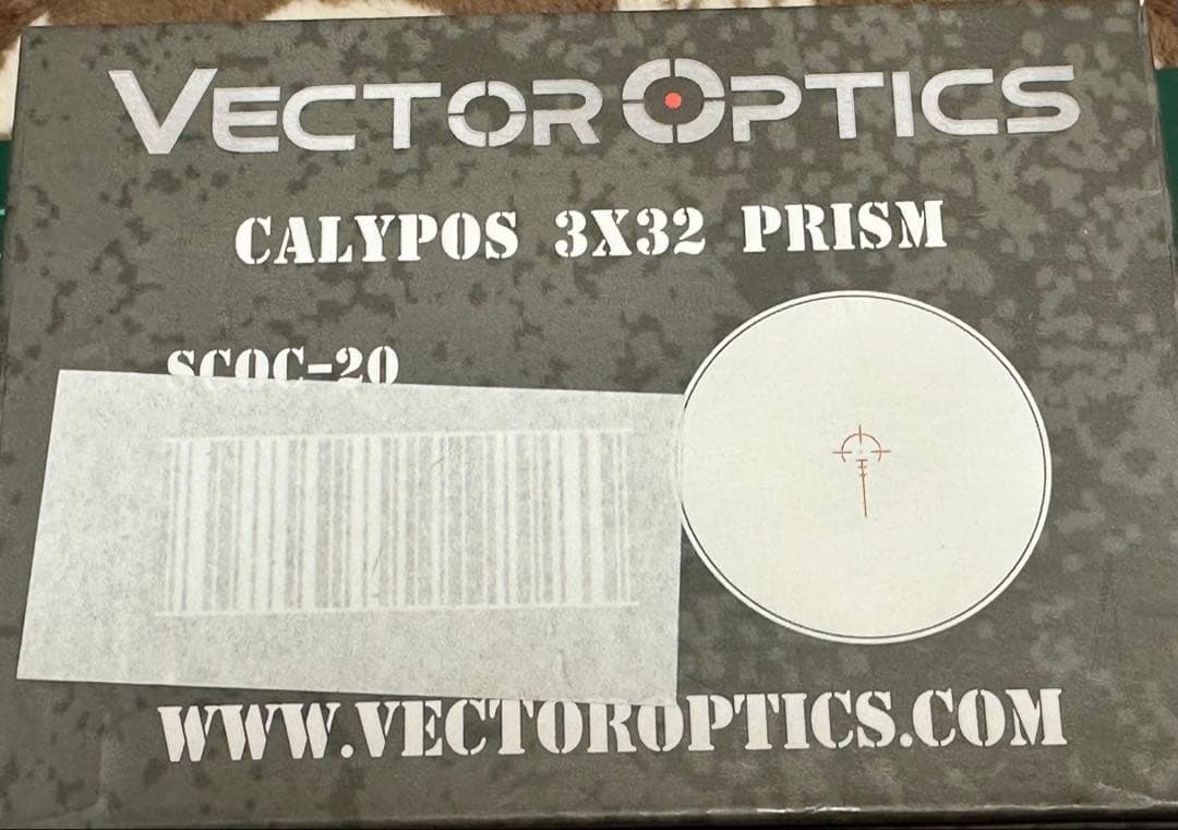 ベクターオプティクス　キャリポス3×32 前後バトラーキャップ追加