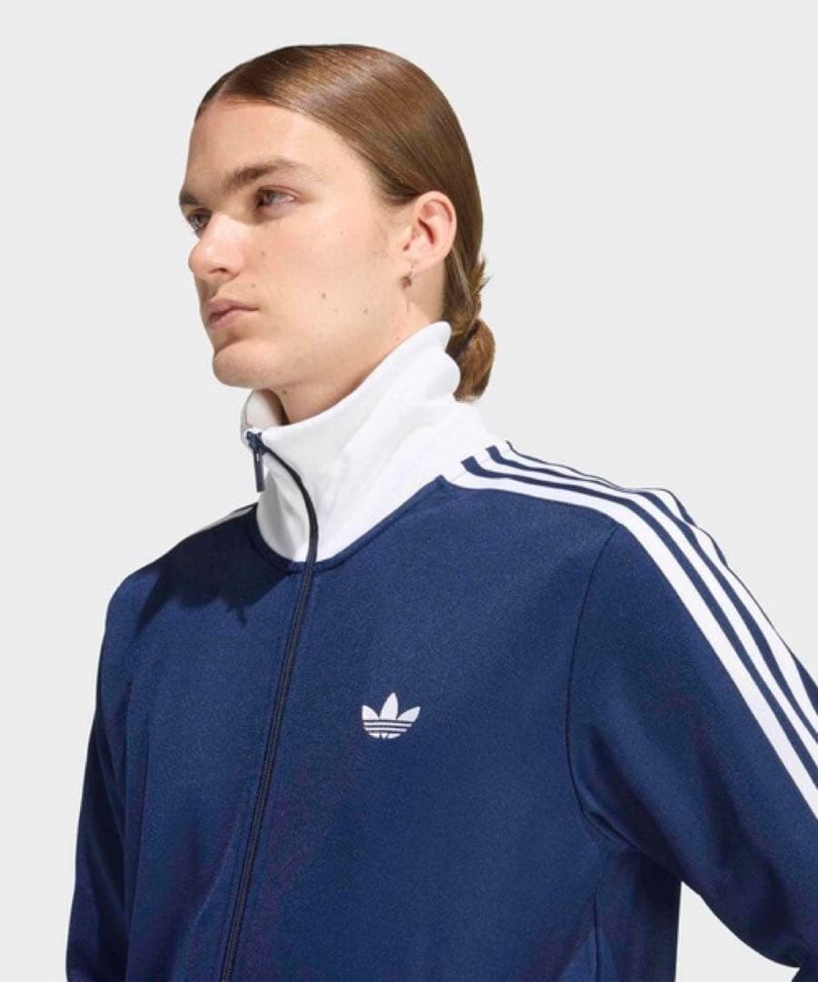 【即購入可】adidas ネイビー トラックジャケット