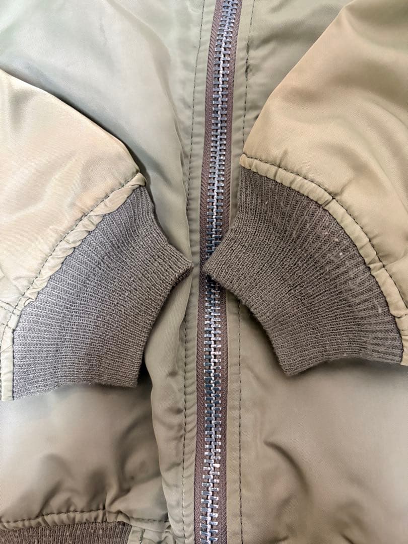 MA-1フライトジャケット オリーブグリーン