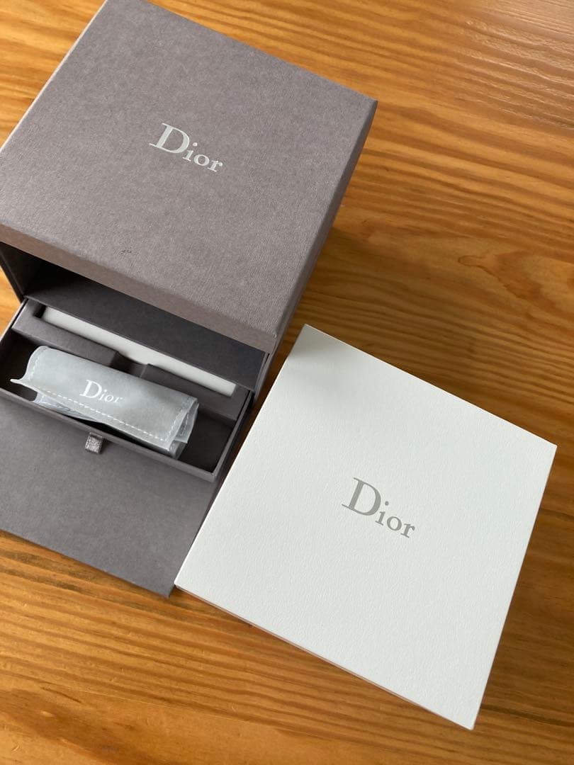ディオール Dior CD112112 クリスタル ダイヤモンド クォーツ稼動品