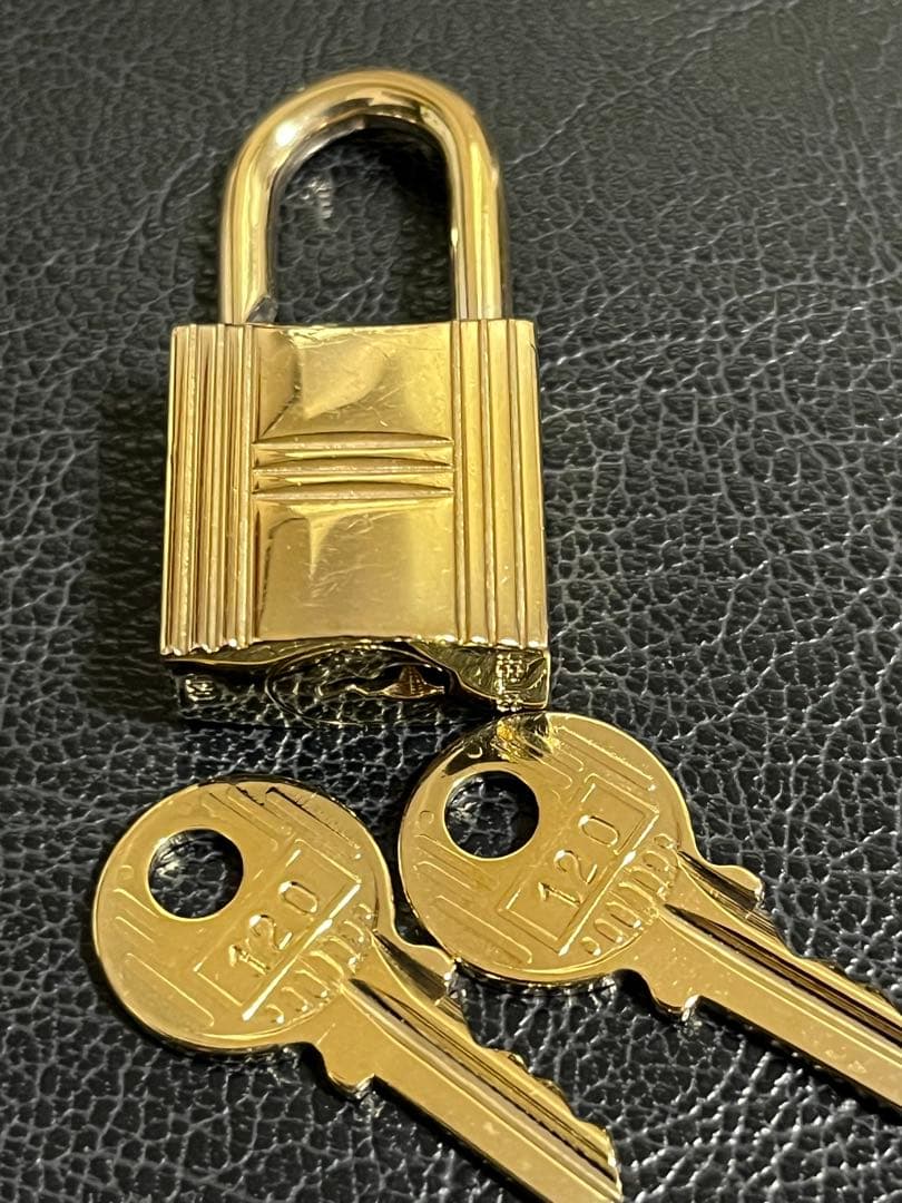 エルメス　ゴールド　カデナ　南京錠　鍵　120 鍵2本付