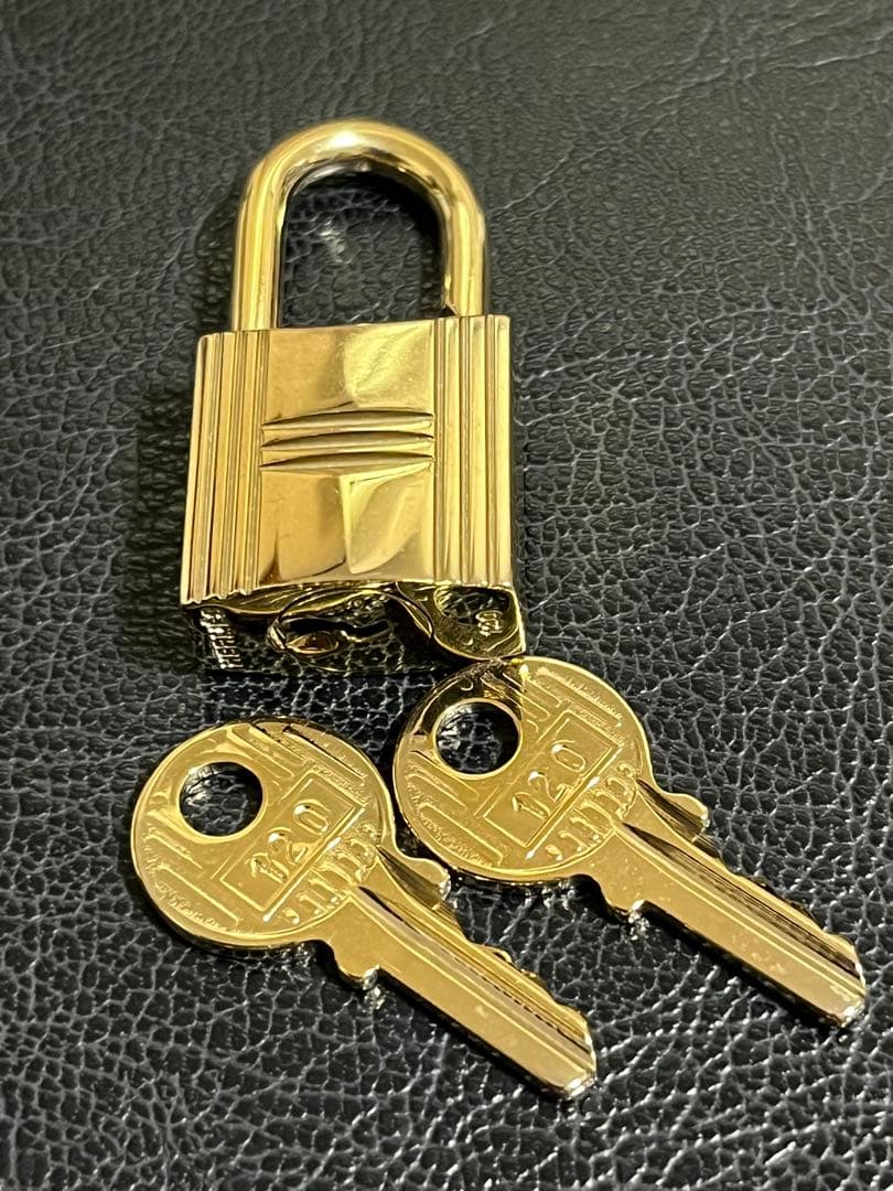 エルメス　ゴールド　カデナ　南京錠　鍵　120 鍵2本付