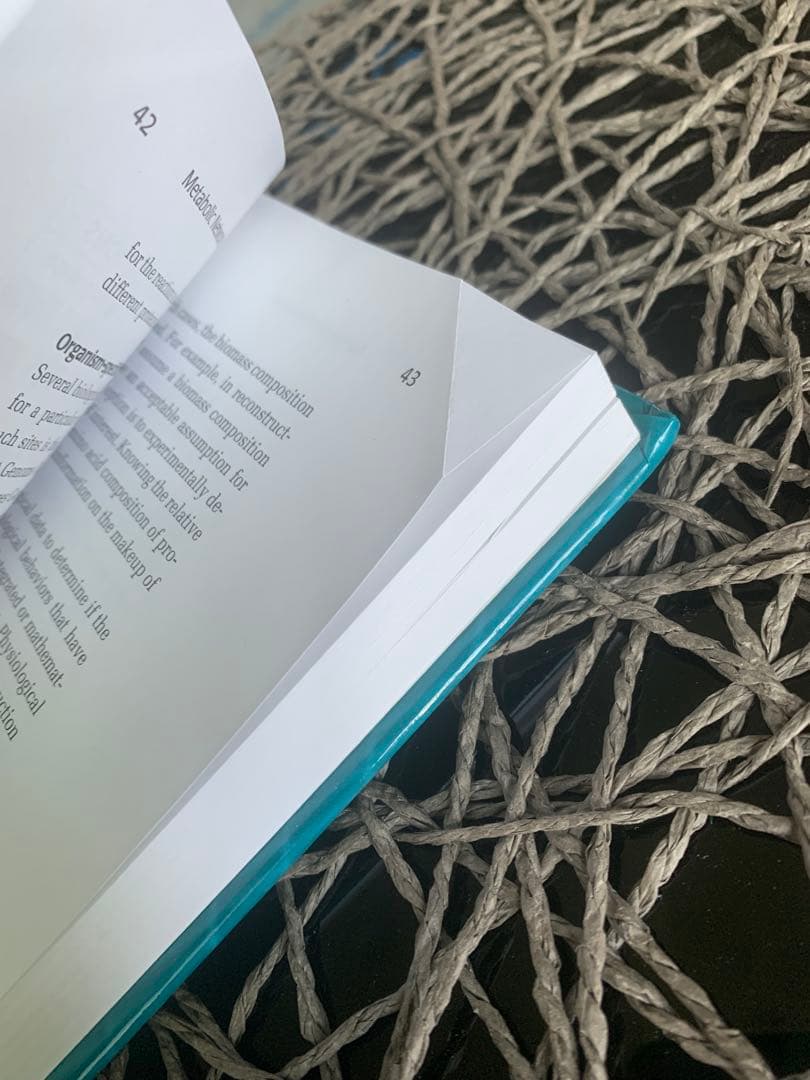 SYSTEMS BIOLOGY Bernhard Ø. Palsson