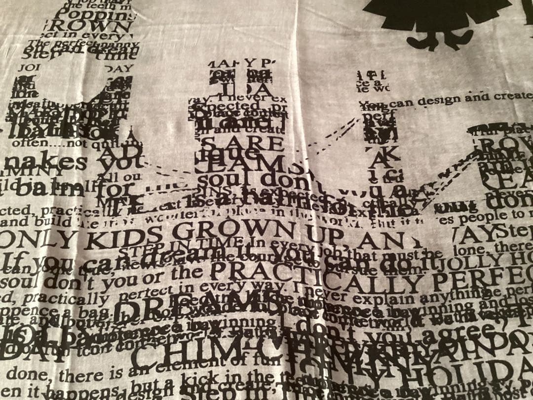 ファリエロ サルティ　大判ストール　モダールカシミヤ ディズニーメリーポピンズ