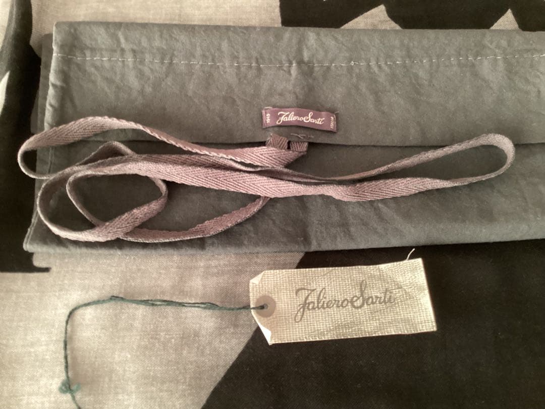 ファリエロ サルティ　大判ストール　モダールカシミヤ ディズニーメリーポピンズ