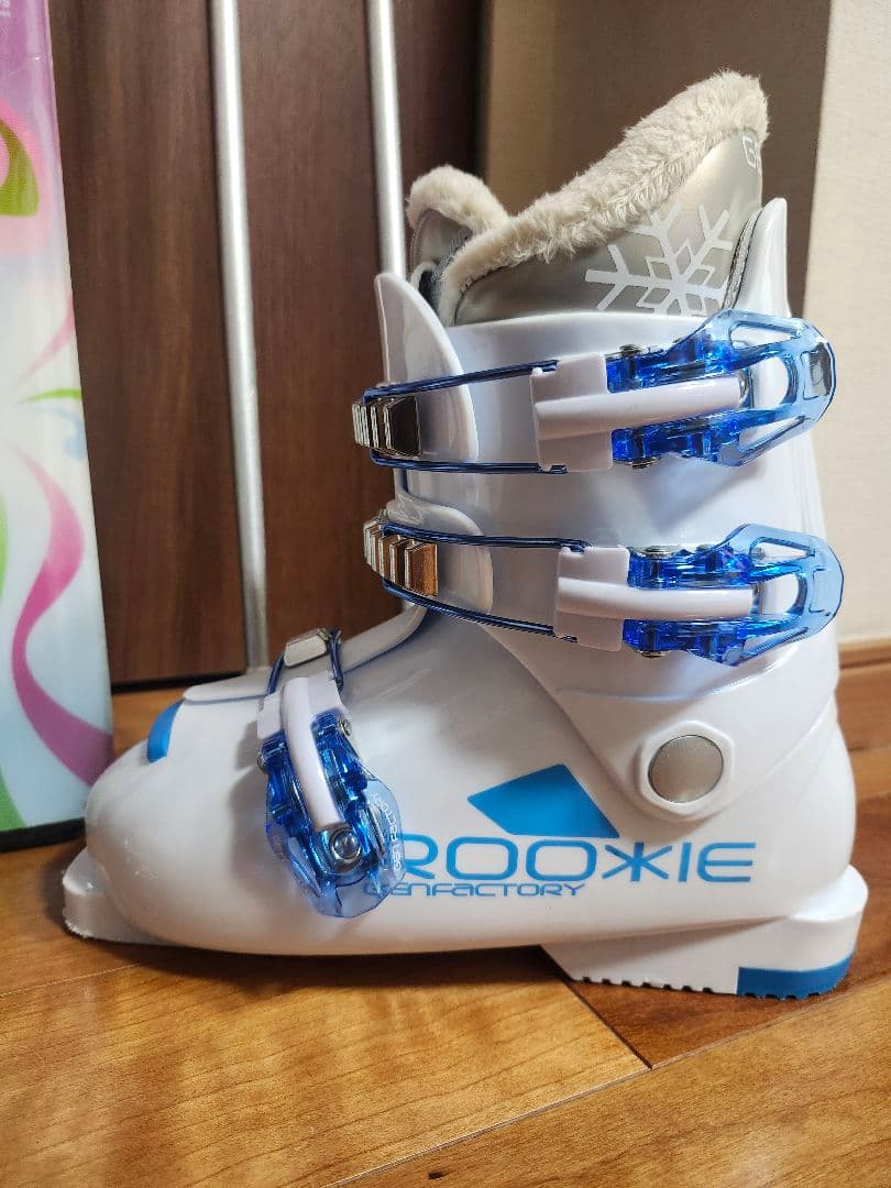 送料無料 　ジュニア用スキーセット140cm ブーツ23cm　ストック