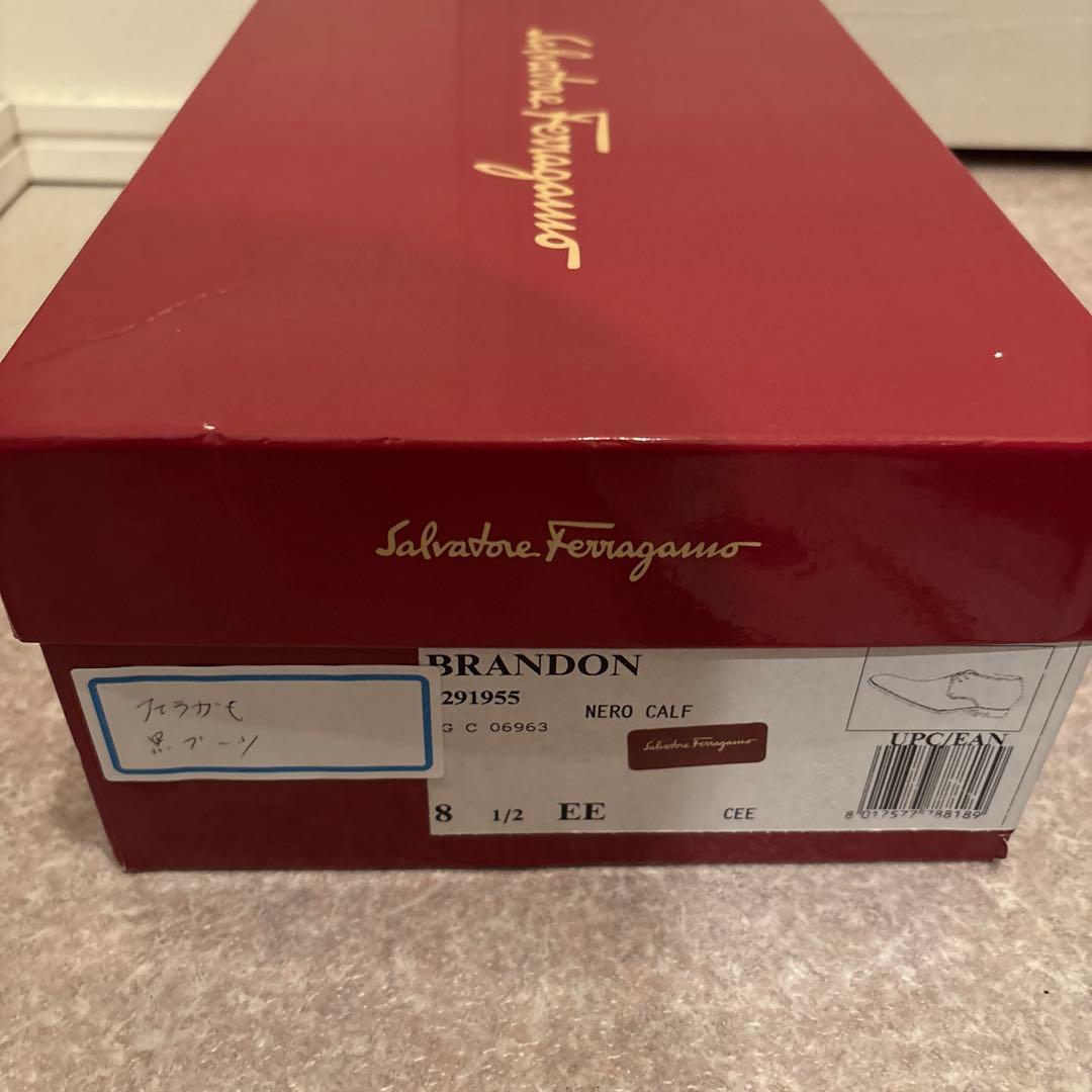フェラガモ　メンズ　ブーツ　革靴　ローファー