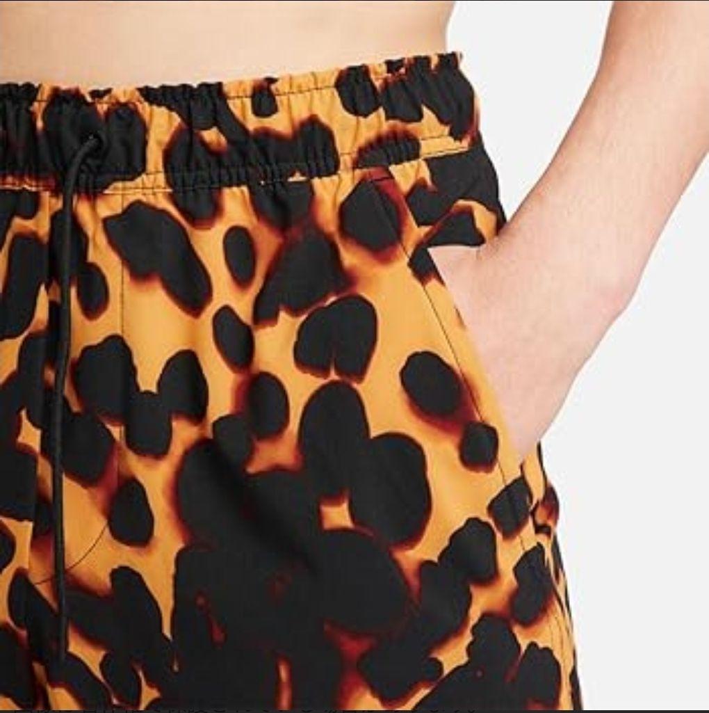 [美品中古]NIKE UNLIMITED SHORT PANTS LEOPARD