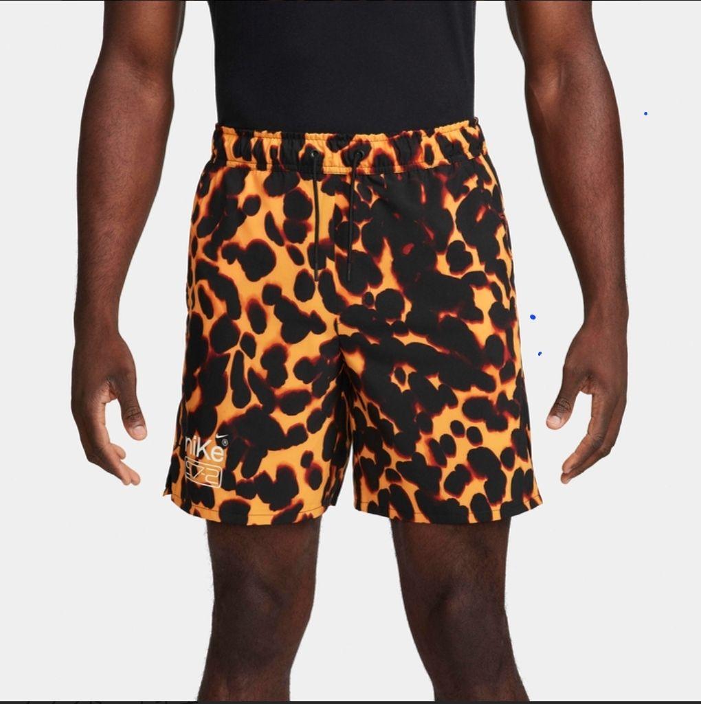 [美品中古]NIKE UNLIMITED SHORT PANTS LEOPARD