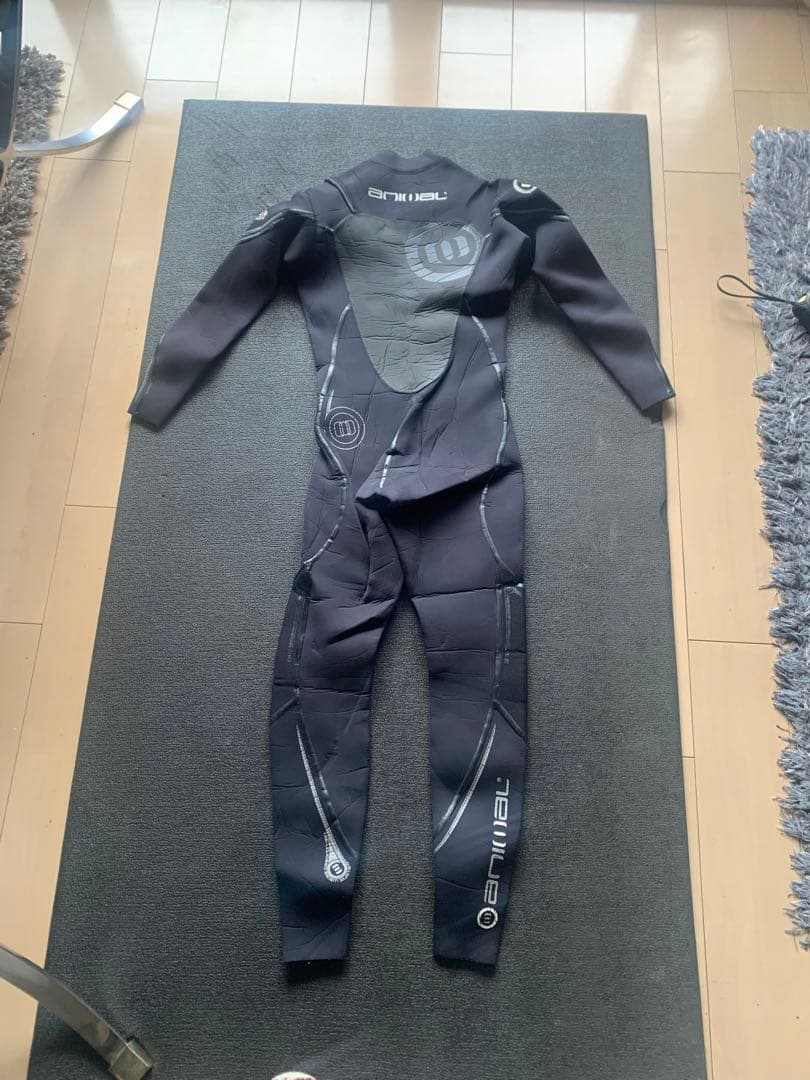 Animal￼ウェットスーツ　サイズM 2mm