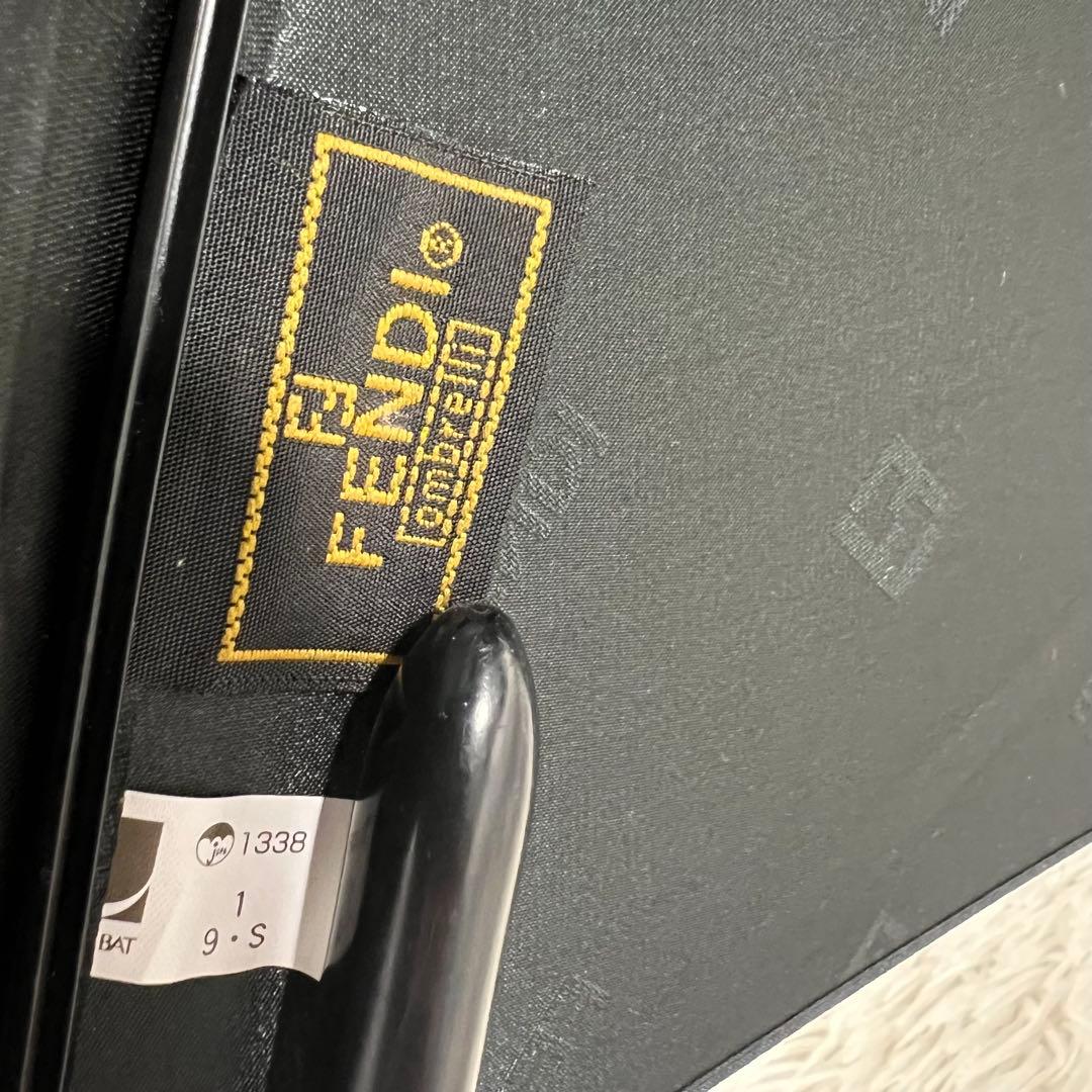 未使用FENDI フェンディ　雨傘　長傘　ロゴ　ズッカ　65㎝　メンズレディース