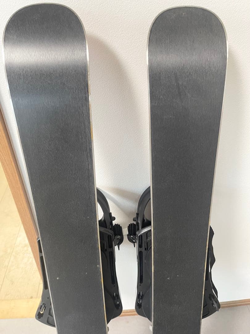 【セール中】ZUMA 100 ショートスキーセット ブラック/レッド ブーツ