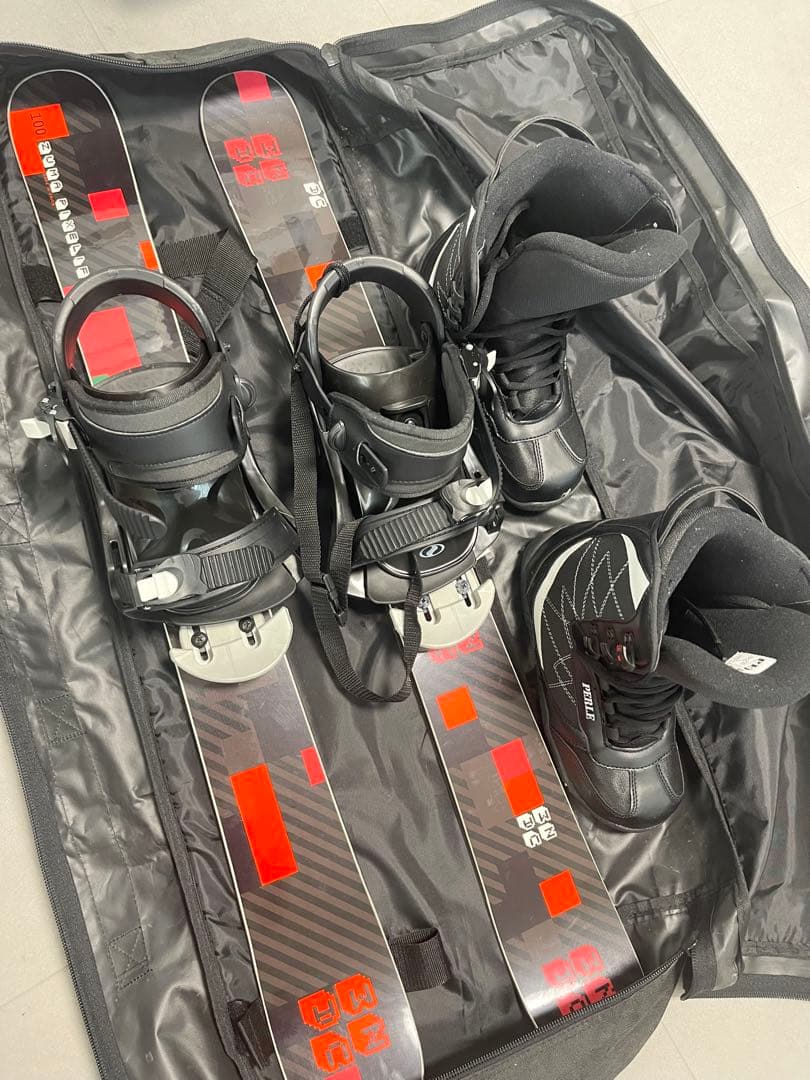 【セール中】ZUMA 100 ショートスキーセット ブラック/レッド ブーツ