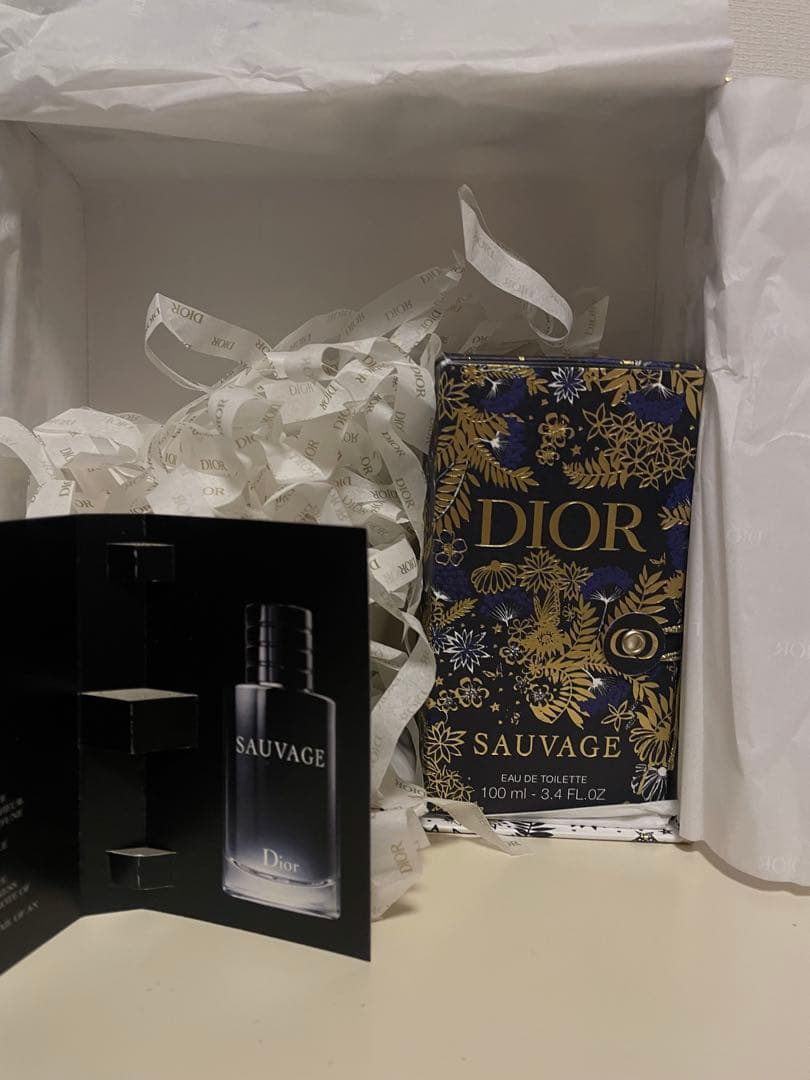 Dior ソヴァージュ オードュトワレ 新品未使用 100ml 箱あり