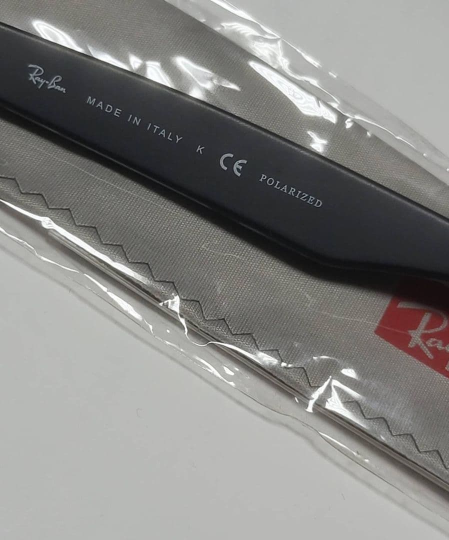 ◆Ray-Ban◆偏光サングラス　RB2132-F　 NEW WAYFARER