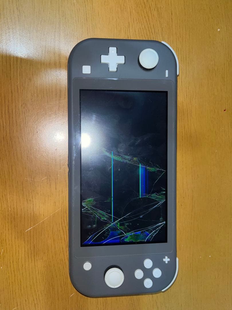 Nintendo Switch Lite グレー 黒 ジャンク品 液晶割れ