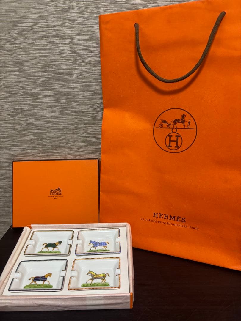 HERMES 馬デザイン 灰皿セット 4個