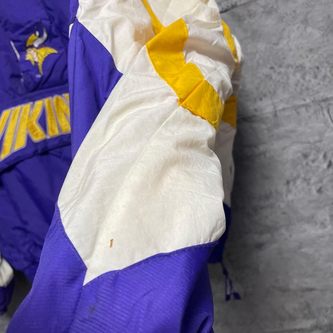 NFL VIKINGS ハーフジップ　ジャンパー　冬物　刺繍　パープル　古着　L