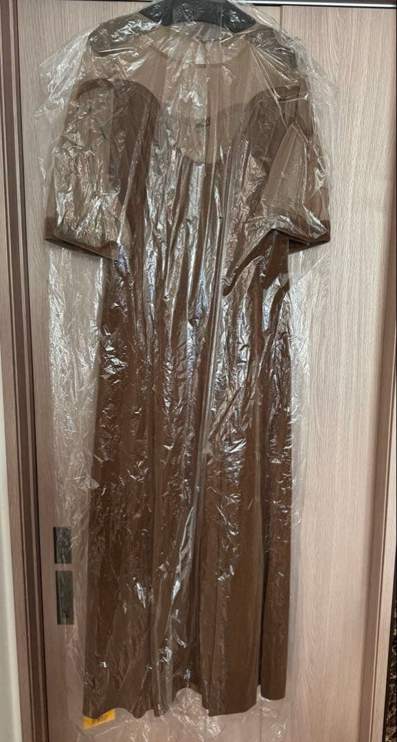 【新品未開封 タグ付】pinue ベロア×チュールドレス MARRON M