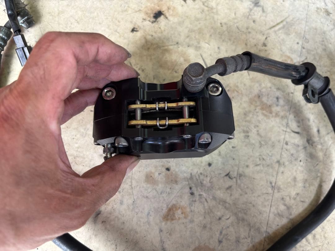 takaRPM 4podキャリパー フロントフォークセット