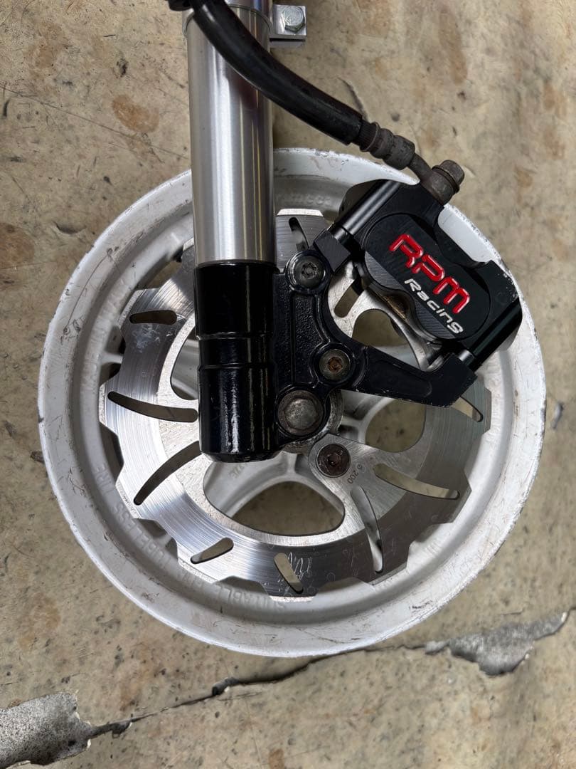 takaRPM 4podキャリパー フロントフォークセット