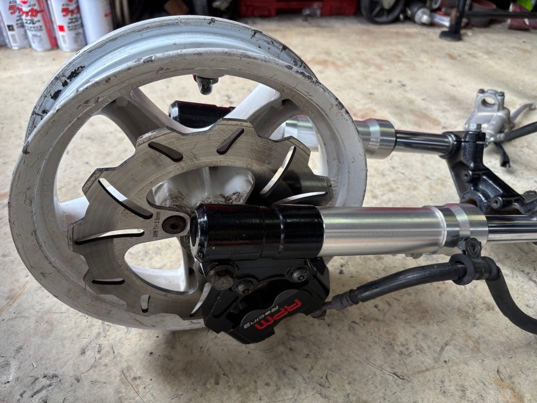 takaRPM 4podキャリパー フロントフォークセット