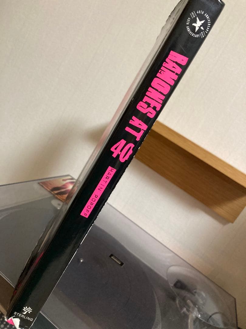RAMOMES AT 40 ラモーンズ写真集