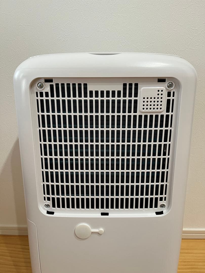 【美品】シャープ 衣類乾燥 除湿機 CV-P71-W