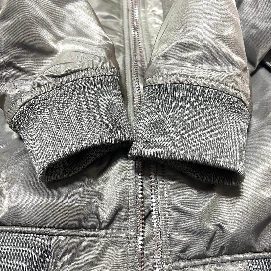 専用。UNIQLO +J ハイブリッドダウン オーバーサイズMA-1